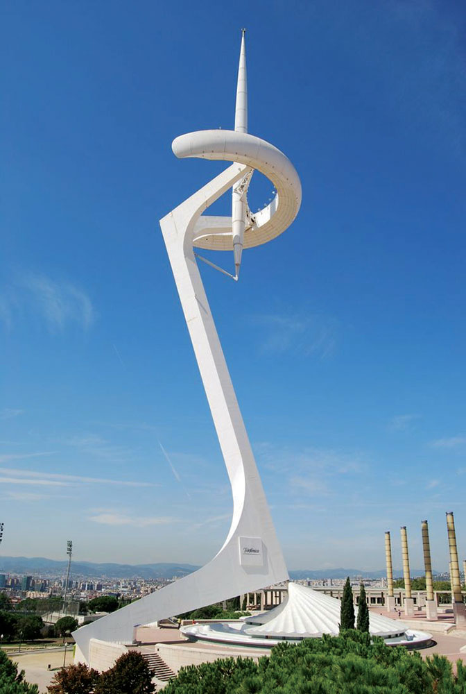 برج مخابراتی بارسلونا - دانلود پاورپوینت انسان طبیعت معماری - معماری بیونیک